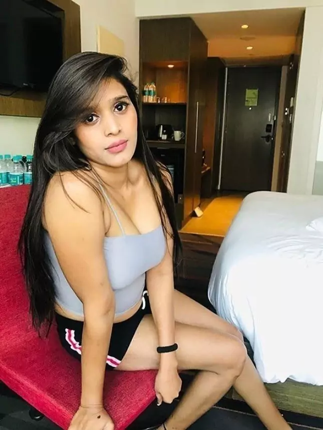 कॉल गर्ल्स सर्विस  ठनगाजी